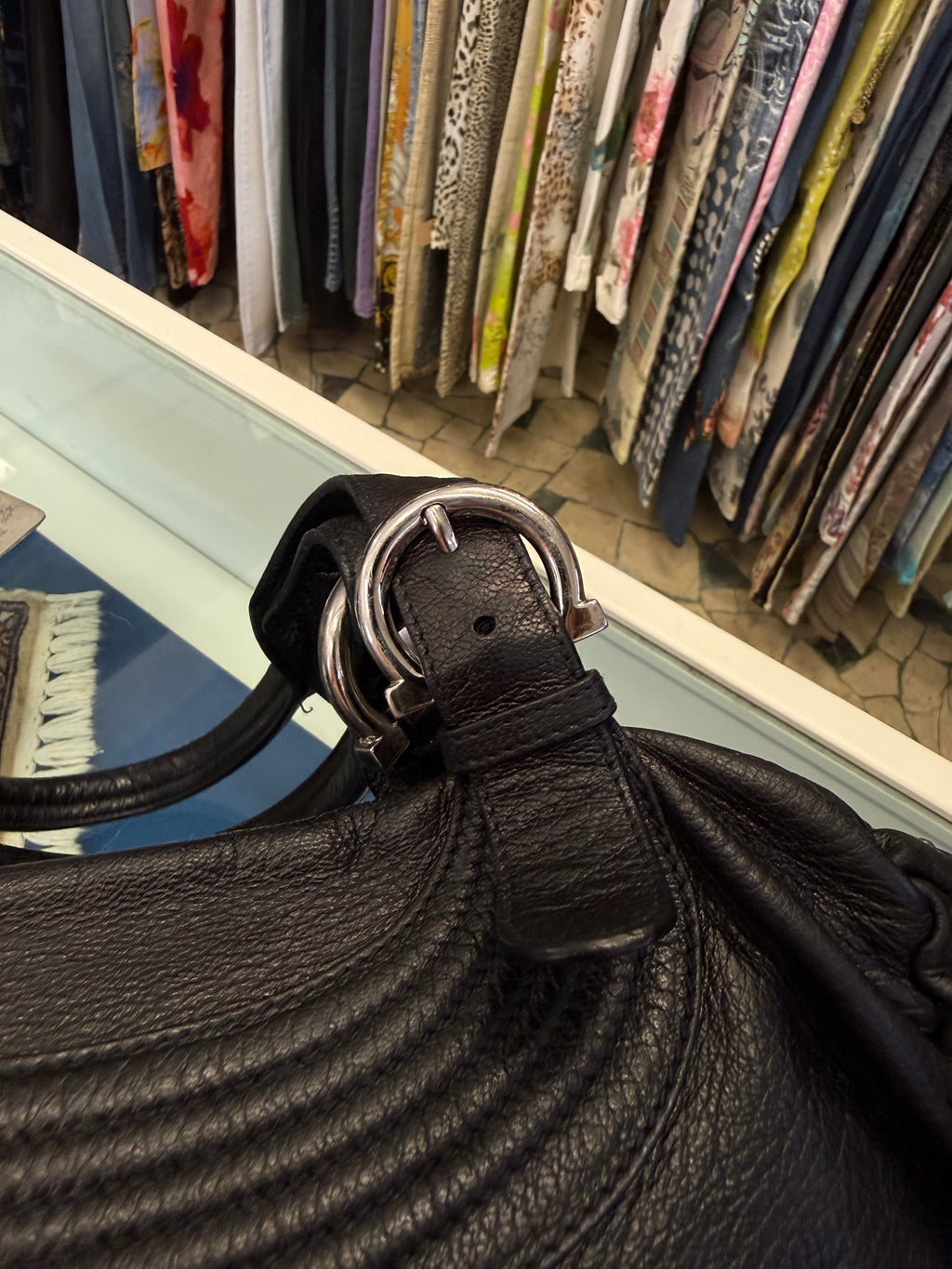Borsa Salvatore Ferragamo a spalla 2000s