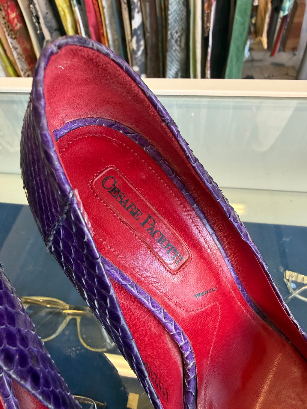 Décolleté Cesare Paciotti pitone viola 00s
