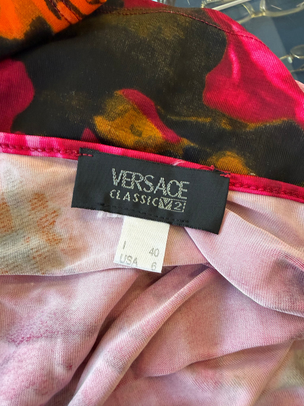 Top Versace fiori con collana 90s
