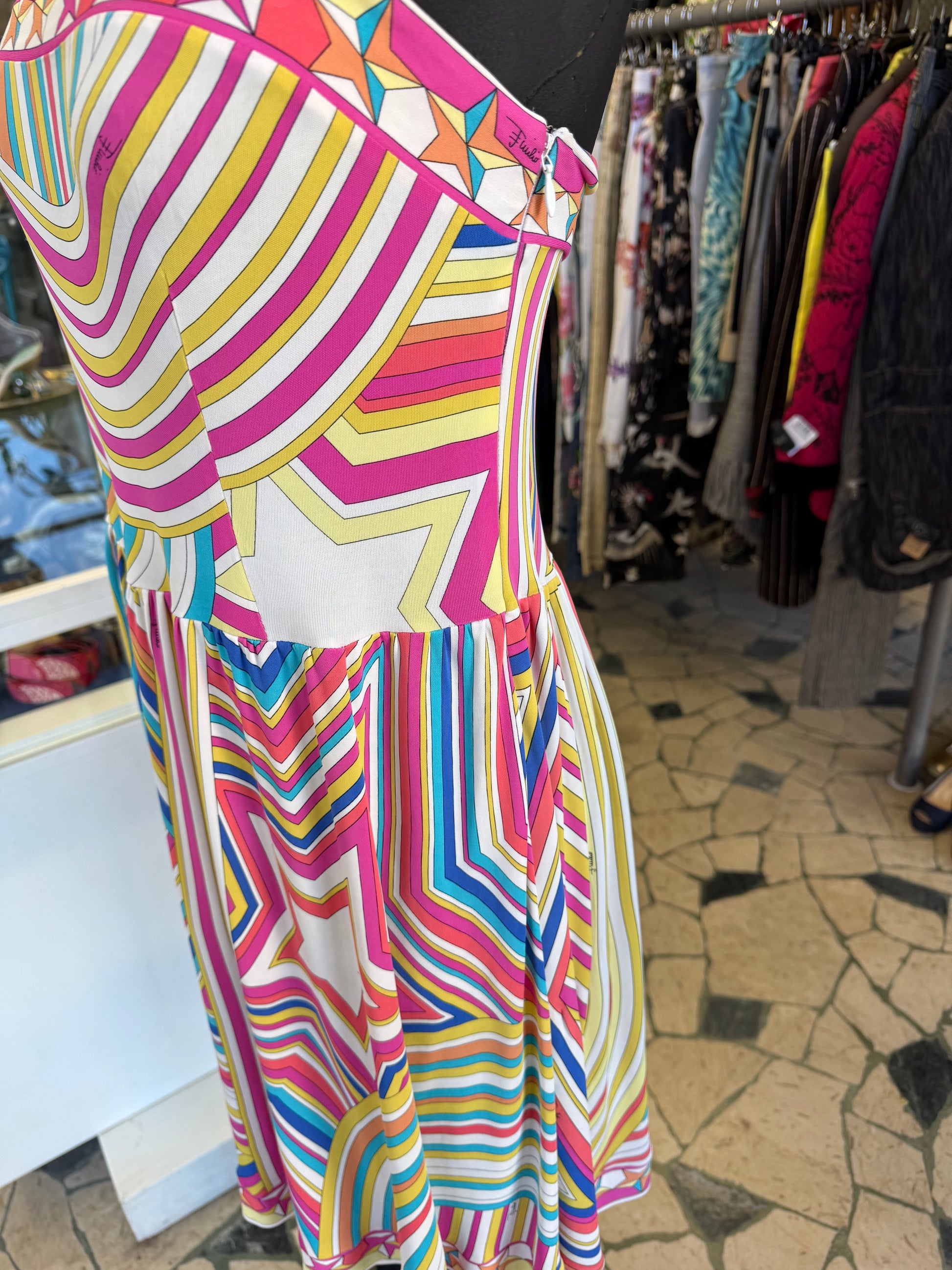 Abito Emilio Pucci SS2008 stelle geometriche