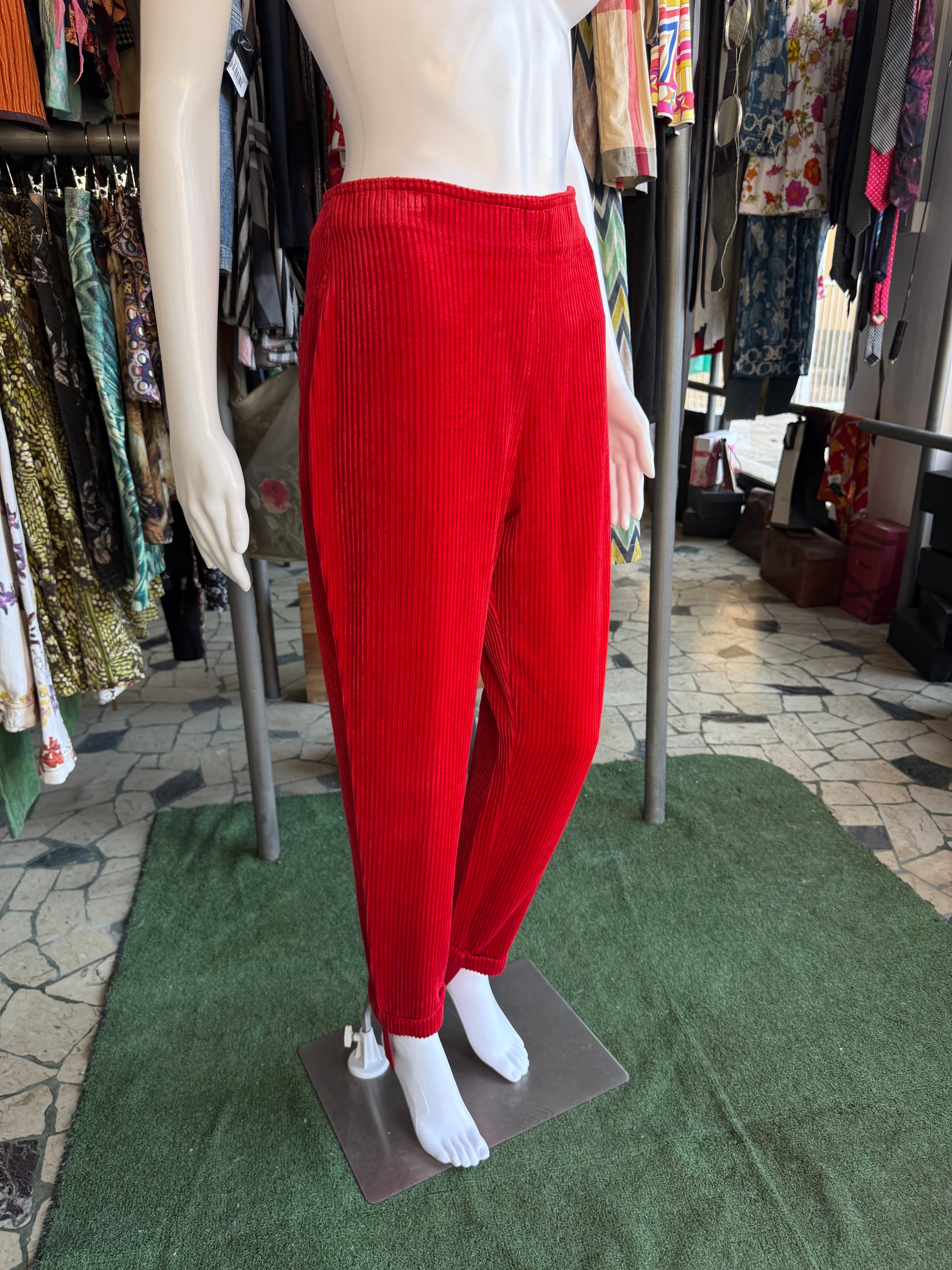 Pantalone Moschino rosso a coste 1990s