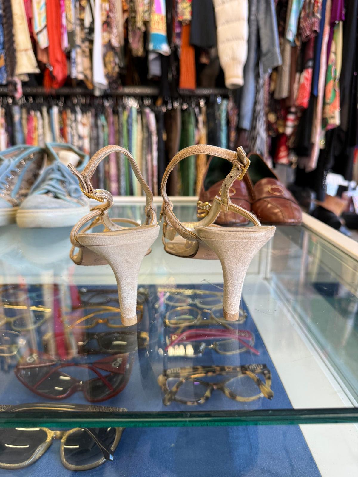 Sandali Gianni Versace cavallino portafortuna charms gioiello 90s