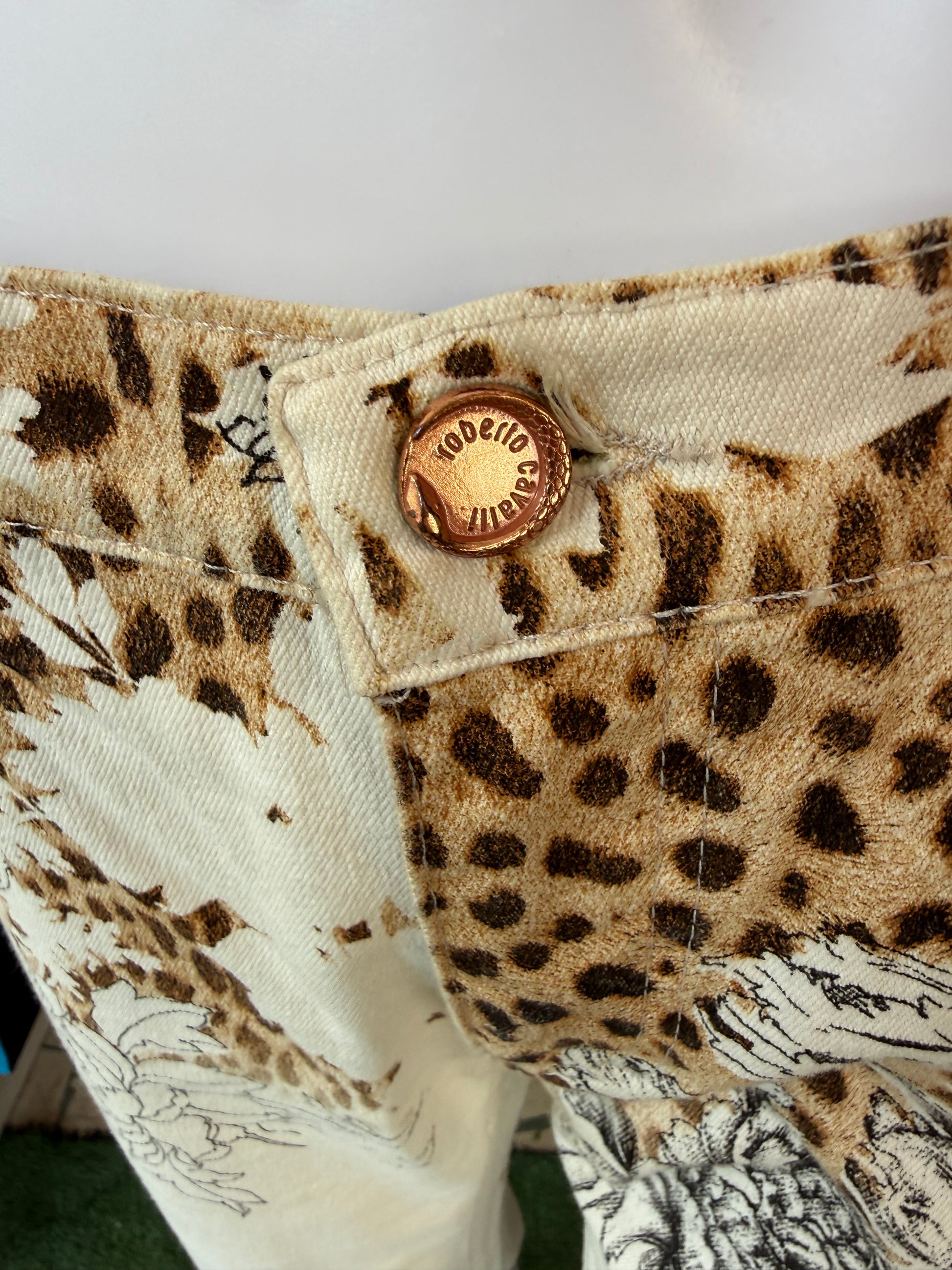 Jeans Roberto Cavalli SS2002 Leopardo e rose