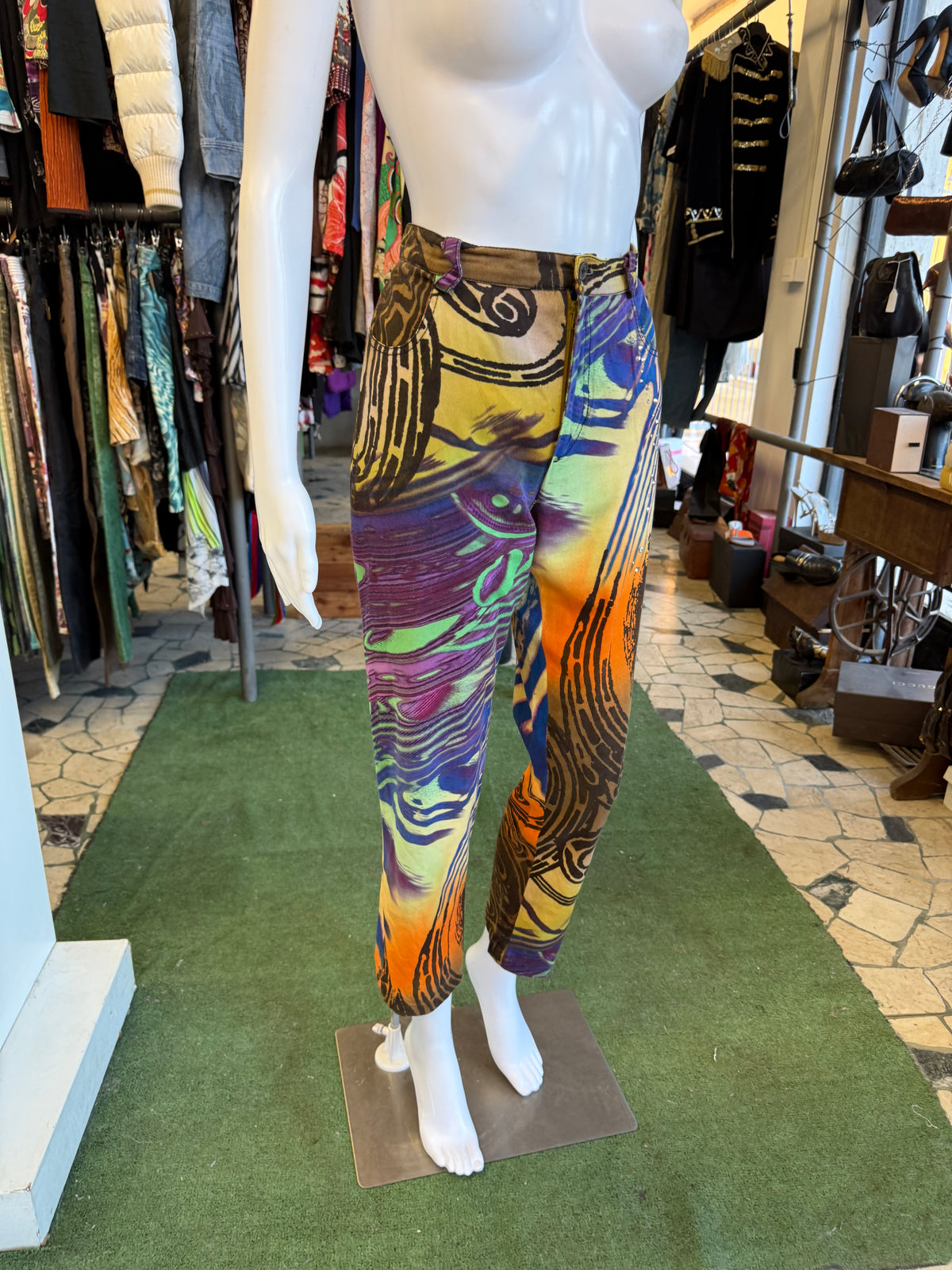 Jeans leggero Gai Mattiolo fantasia colorata impronta digitale 00s