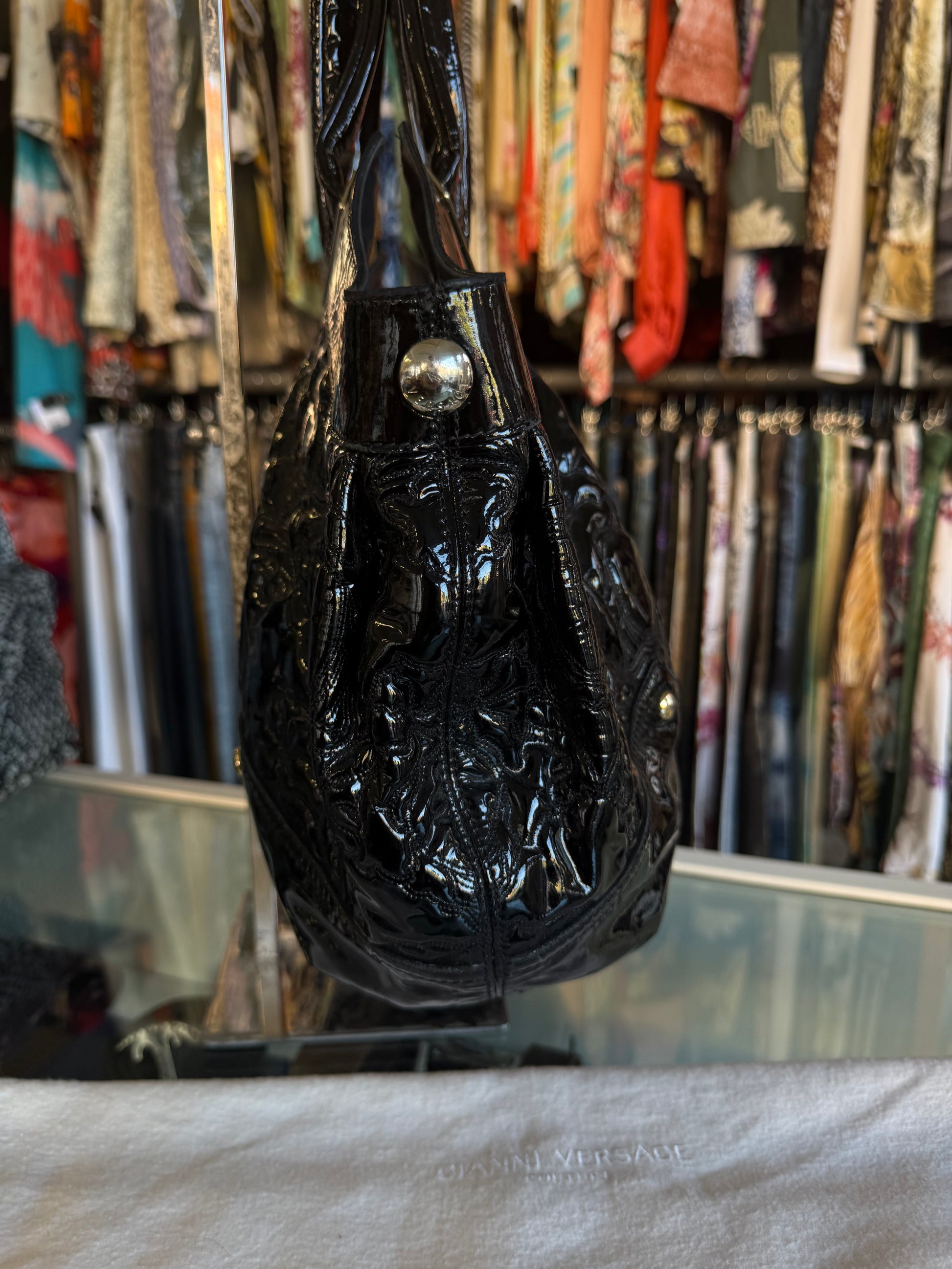 Borsa Versace bracco vernice nera