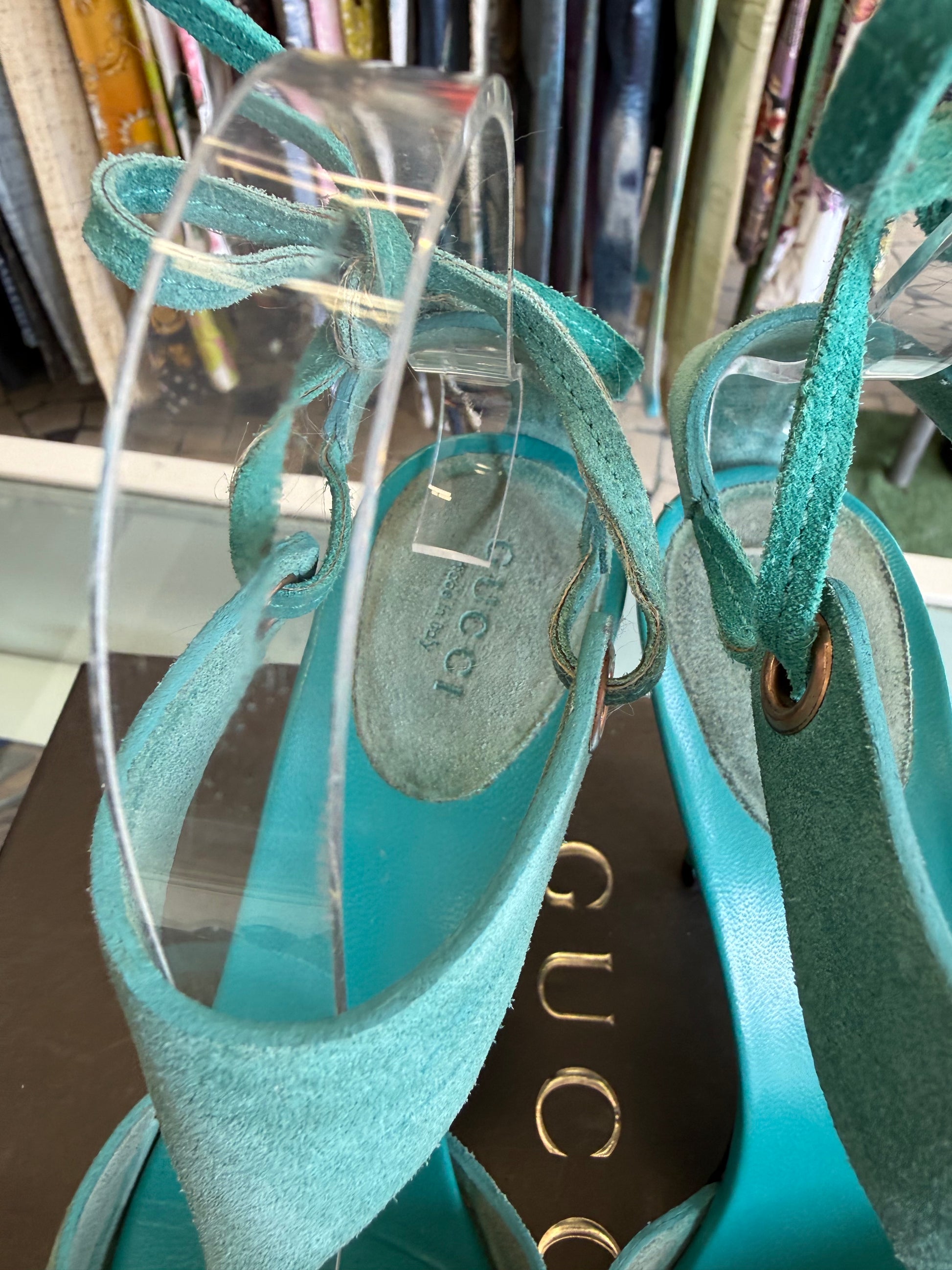 Sandali Gucci verde acqua 2000s