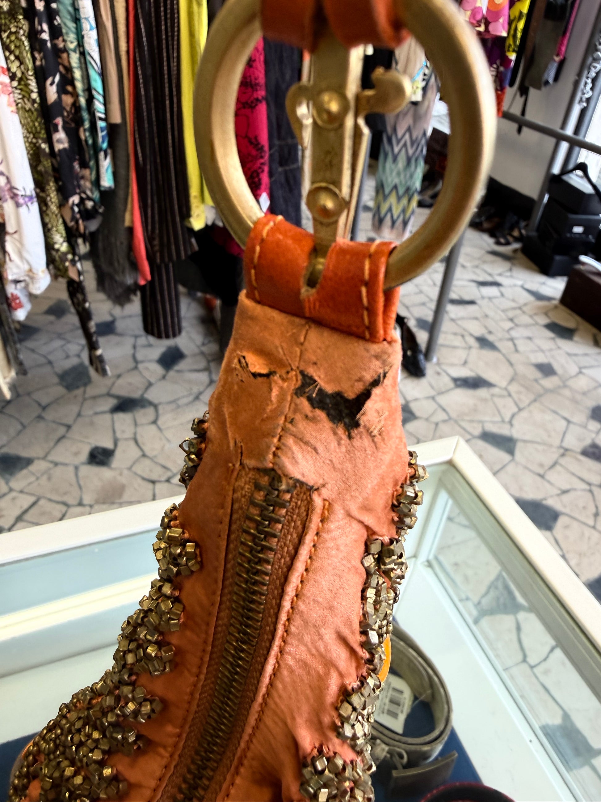 Borsa Cesare Paciotti seta e perline anni 90”