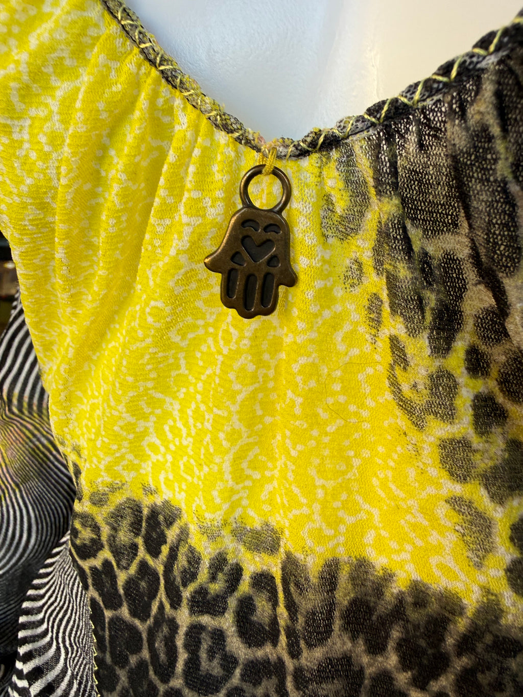 Top Roberto Cavalli Class patchwork fiori, leopardo e zebra