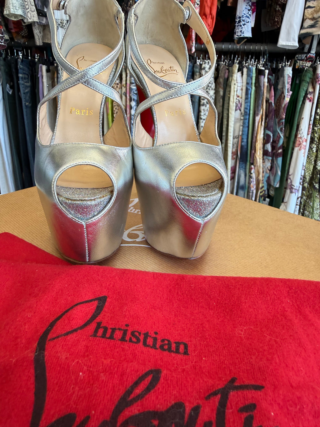 Sandali Christian Louboutin Exagona 16 nuovi