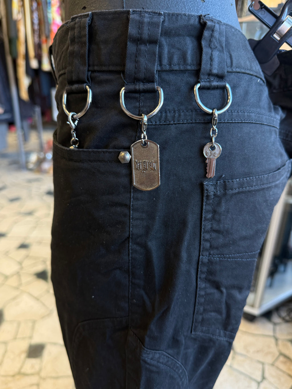 Pantalone Versace bondage gioiello anni 2000”