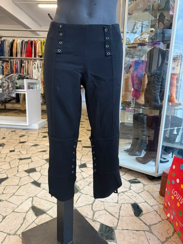 Pantalone Versace Capri stile bondage anni 2000