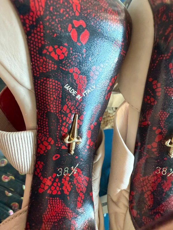 Sandalo Cesare Paciotti nuovo