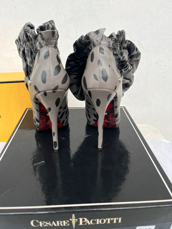 Décolleté stiletto Cesare Paciotti