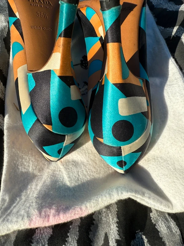 Tacchi décolleté Prada FW2003 seta Holiday & Brown