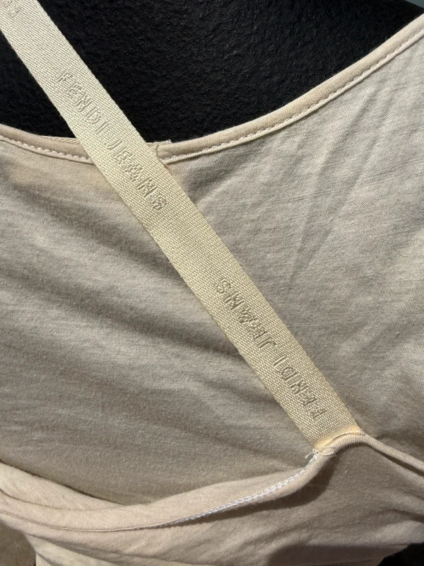 Top Fendi Jeans vintage 2000”