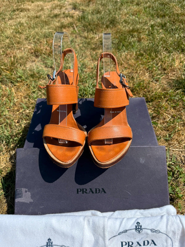 Sandalo Prada in pelle
