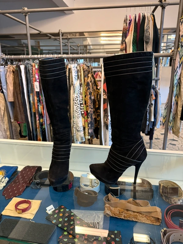 Stivali alti Cesare Paciotti 2000”