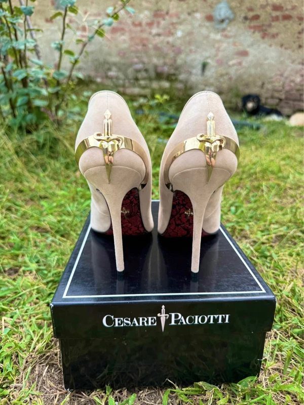 Décolleté/ tacchi alti Cesare Paciotti Dagger Heels Lady Blade