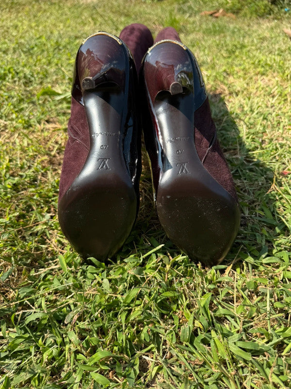 Stivali Louis Vuitton 2012 camoscio e vernice nuovi