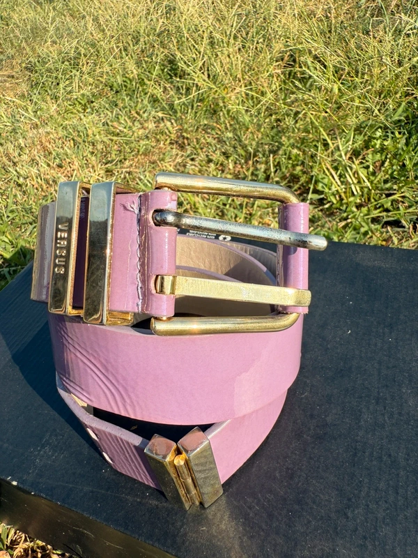 Cintura Versace Versus vernice , fibbia doppia