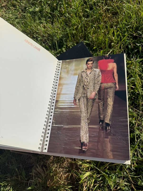 Lookbook fotogragico Roberto Cavalli FW1997