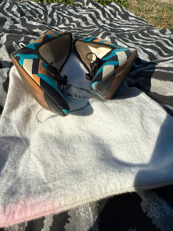 Tacchi décolleté Prada FW2003 seta Holiday & Brown