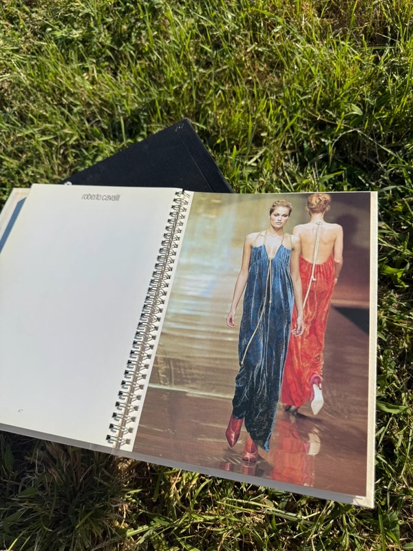 Lookbook fotogragico Roberto Cavalli FW1997