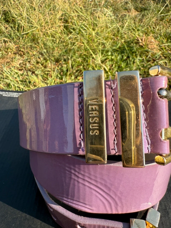 Cintura Versace Versus vernice , fibbia doppia