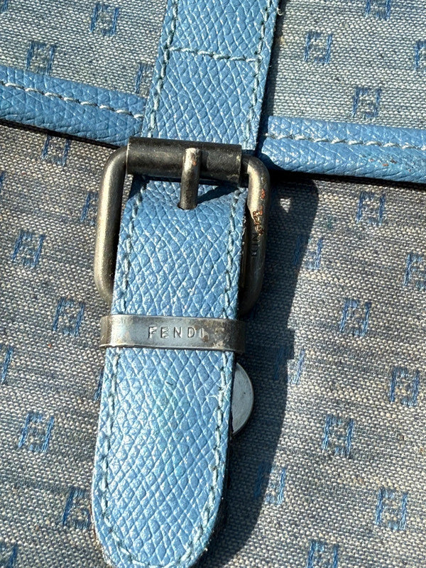 Borsa tracolla postina Fendi anni 70/80