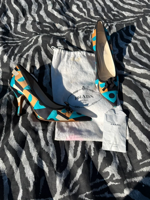 Tacchi décolleté Prada FW2003 seta Holiday & Brown