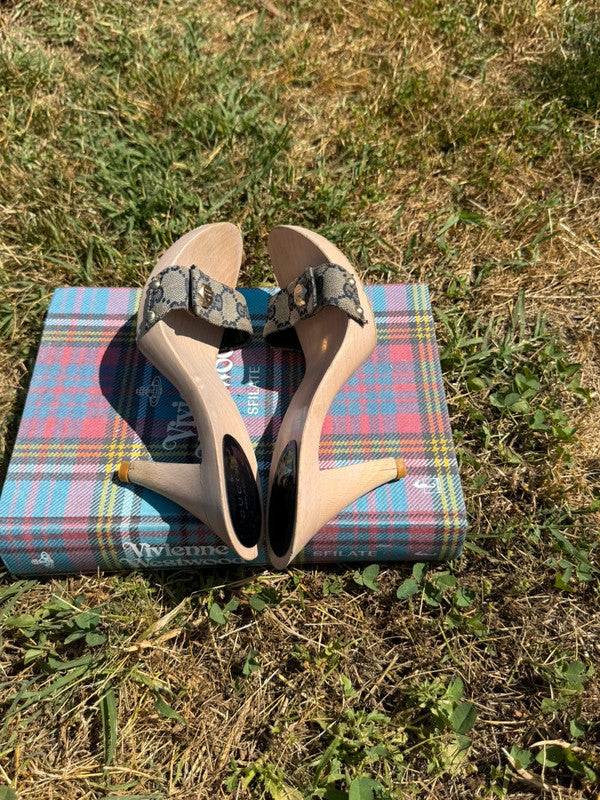 Zoccoli Gucci in legno 2000"
