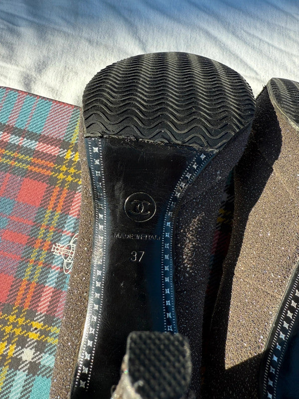 Tacchi Chanel