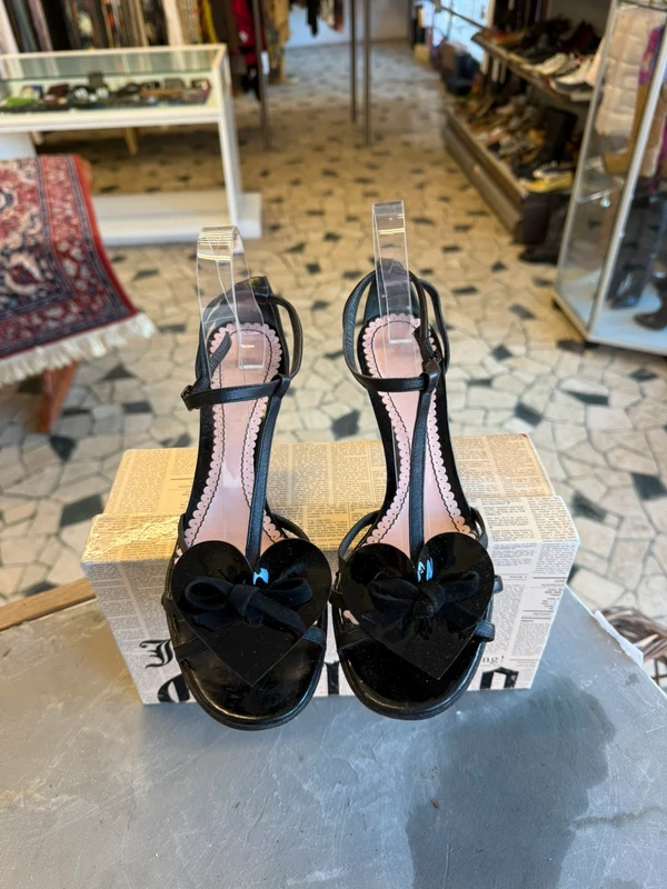 Sandali John Galliano cuore nero