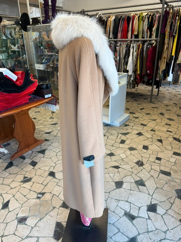 Cappotto lana e collo volpe Elena Mirò