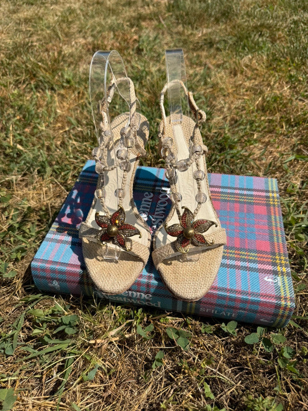 Sandalo gioiello fiore Salvatore Ferragamo