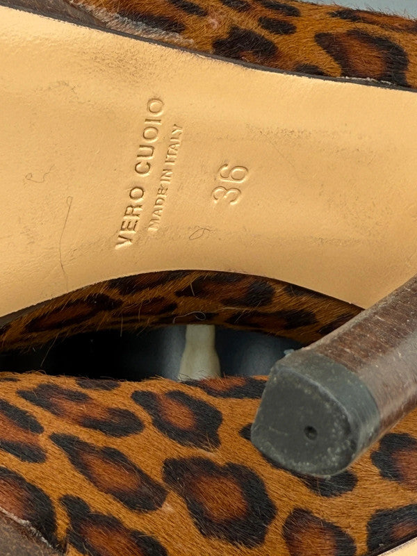 Décolleté leopardato