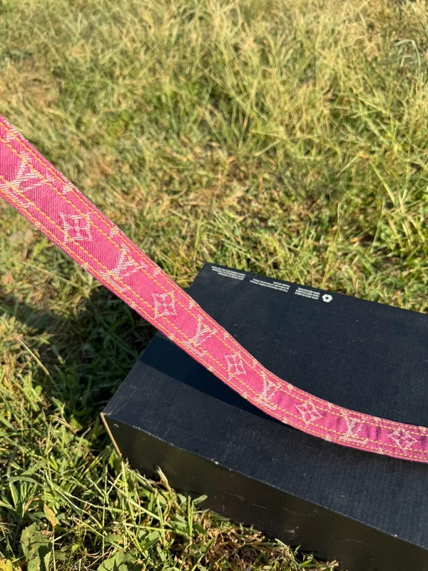 Cintura Louis Vuitton 2006 denim fucsia