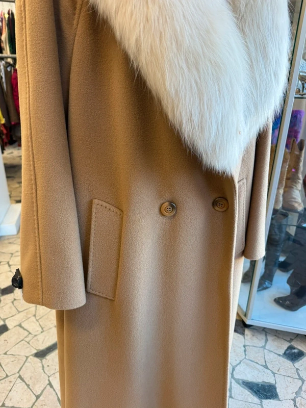 Cappotto lana e collo volpe Elena Mirò