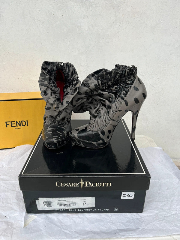 Décolleté stiletto Cesare Paciotti