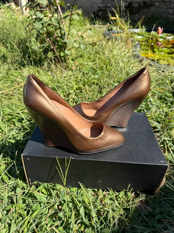Tacchi con zeppa Alaia 2005 circa