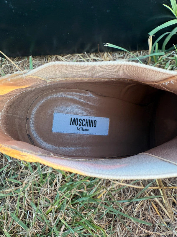 Stivaletto Moschino “imballaggio” FW2017