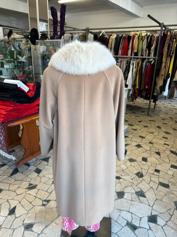 Cappotto lana e collo volpe Elena Mirò