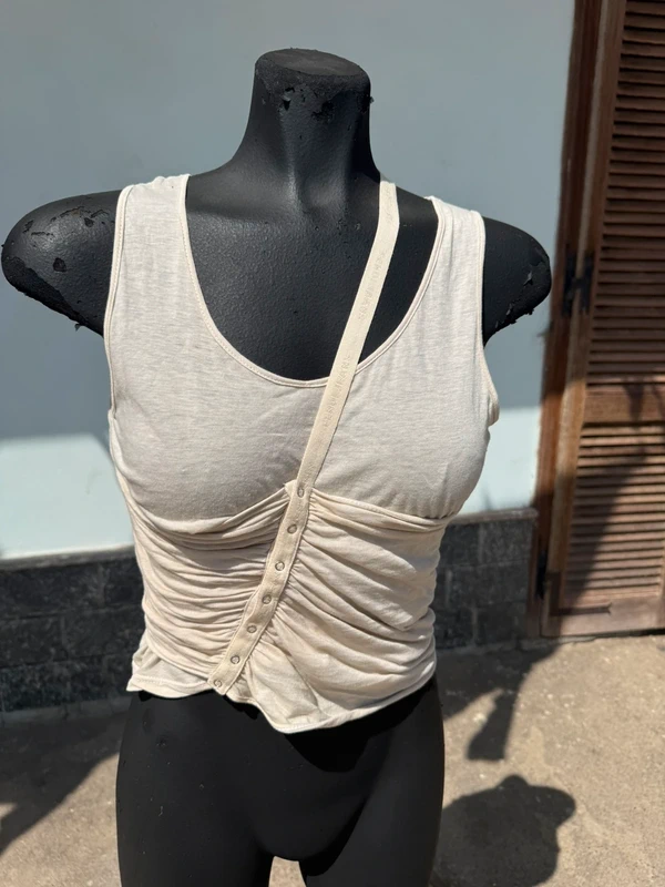 Top Fendi Jeans vintage 2000”